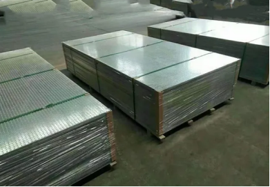 復(fù)合鋼板吊裝可以使用永磁起重器嗎